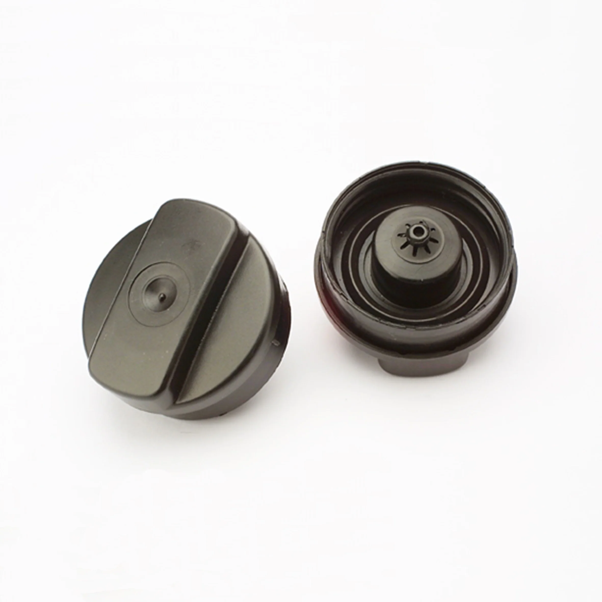 C25 MPV Diesel Non Locking Fuel Cap JUL 1987 to FEB 1994