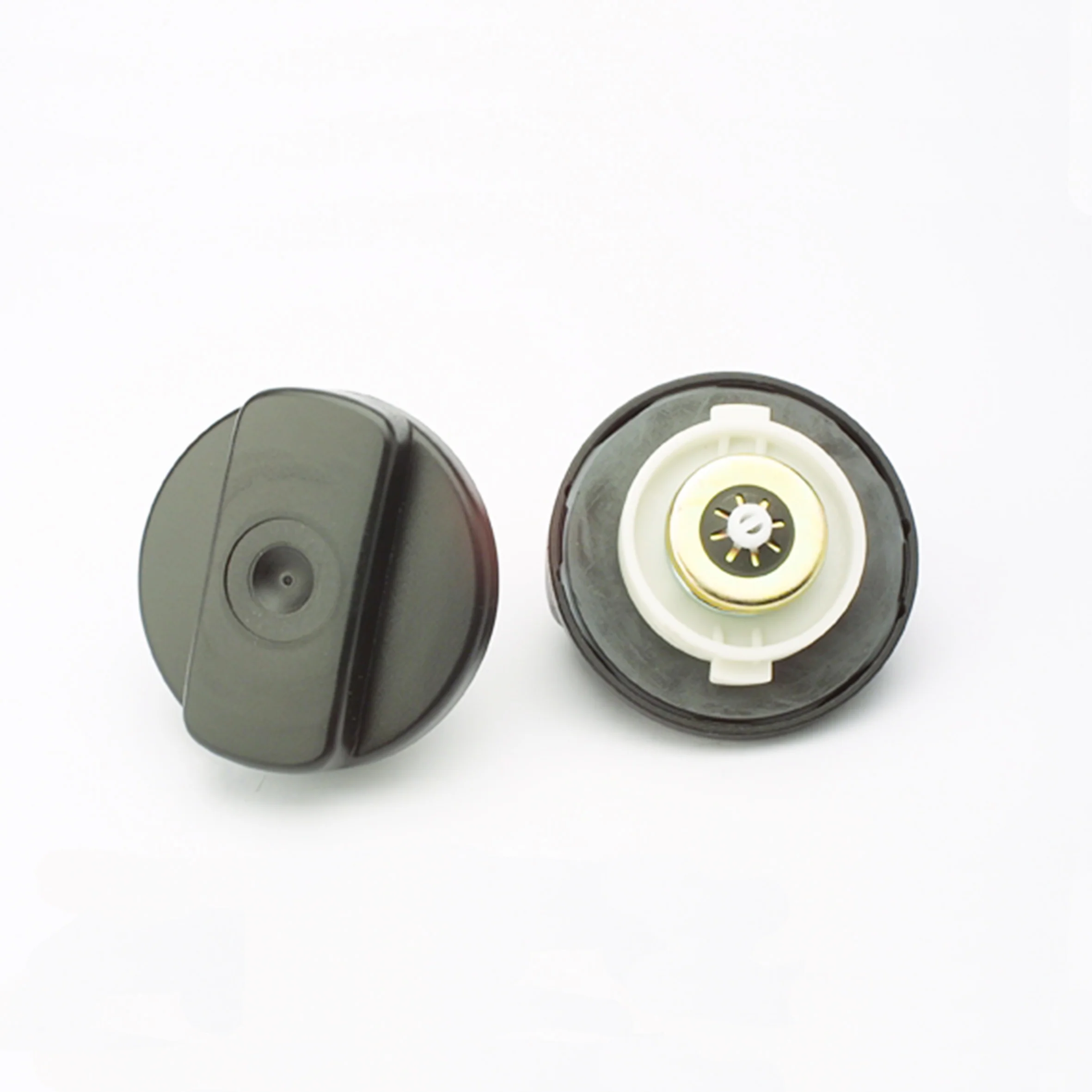 TRANSIT Van Petrol Non Locking Fuel Cap NOV 1977 to OCT 1986
