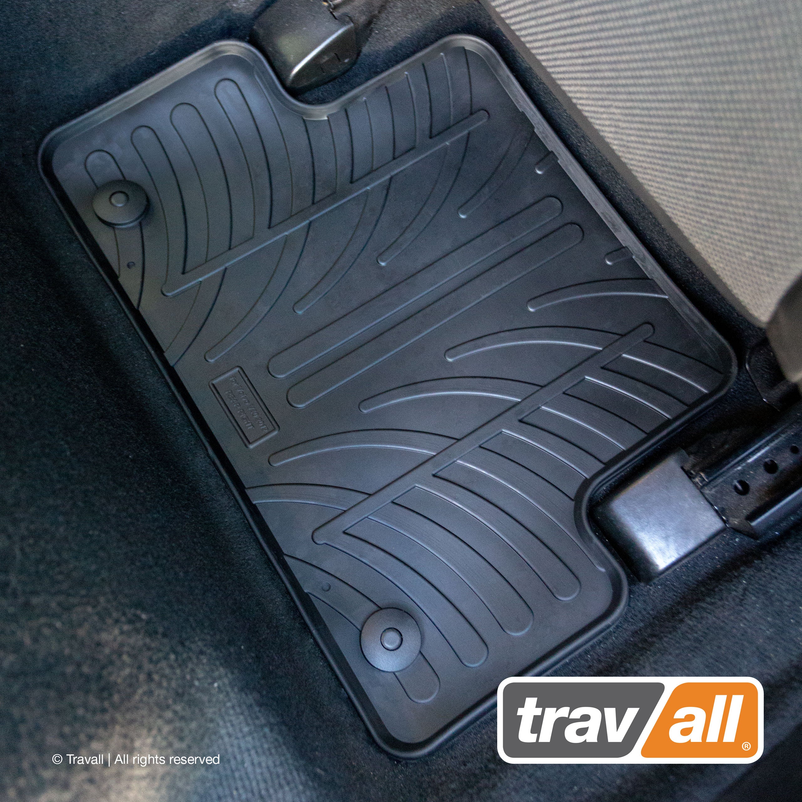 VOLVO V40 2012-2019 Rubber Car Mats Set (4 Mats) - Image 3