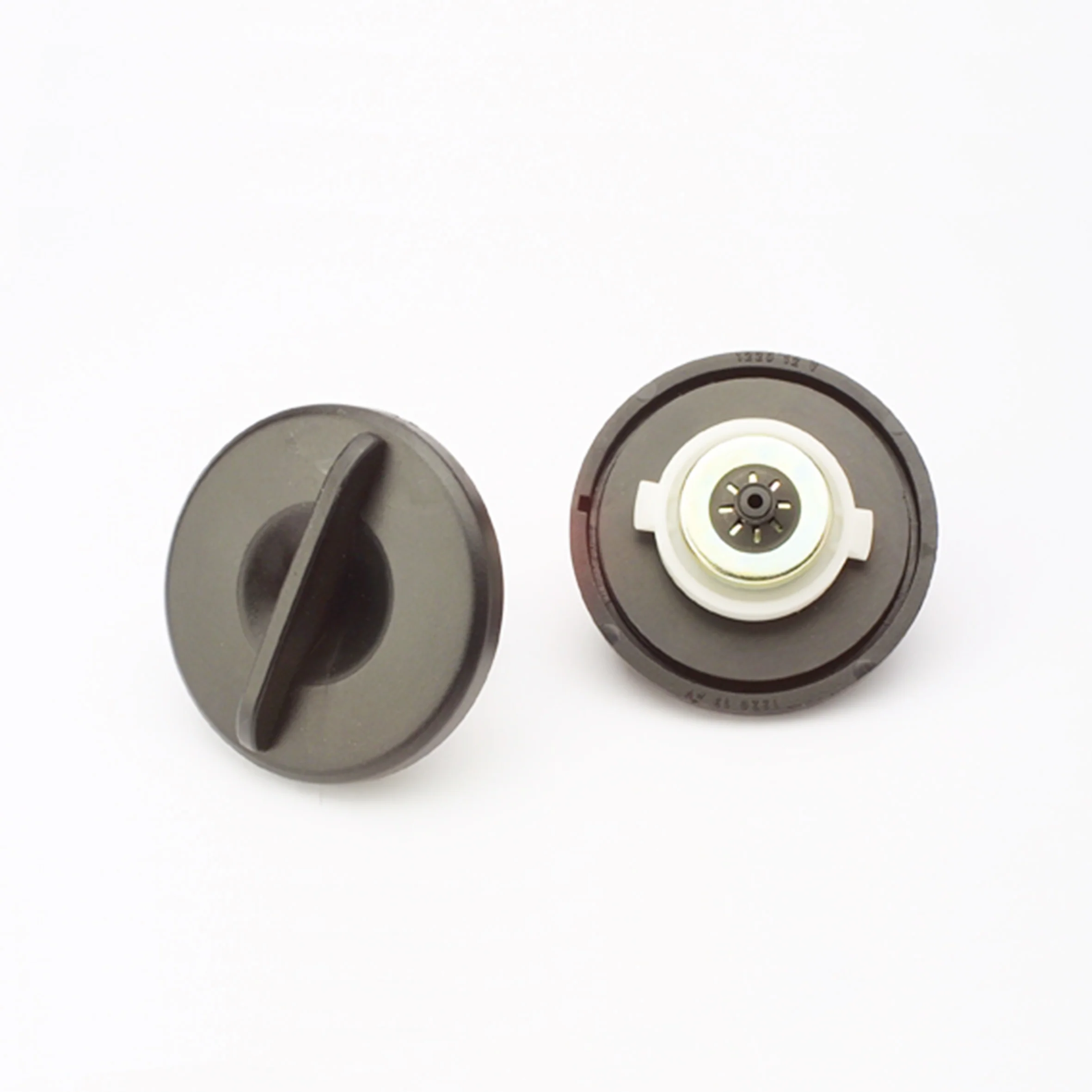 ZX Estate Petrol Non Locking Fuel Cap OCT 1993 to OCT 1997